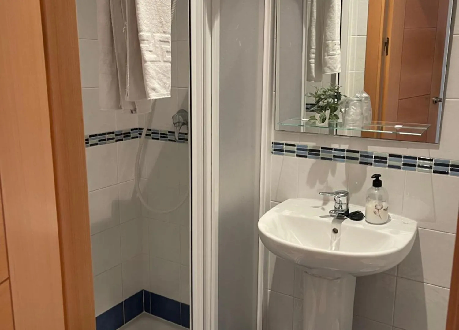 Guest house Hostal El Nino Brenes